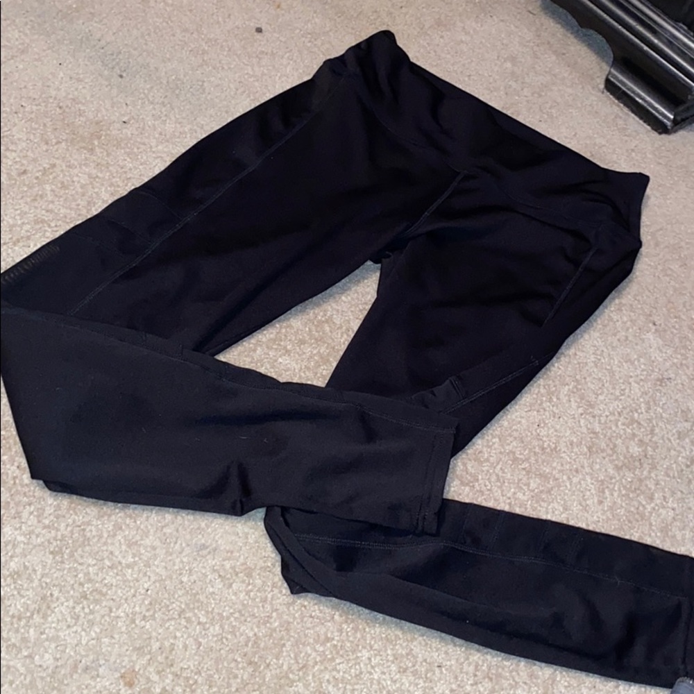 Mesh cutout leggings